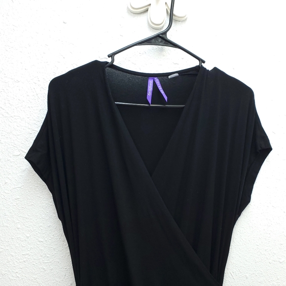 SERAPHINE Maternity Short Sleeve Stretchy Jumpsuit - Picture 11 of 13